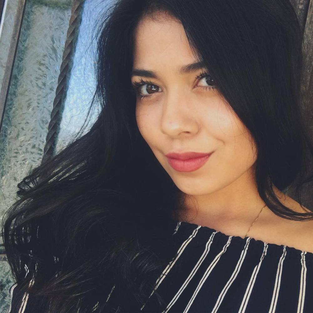 Meet your Posher, Karina